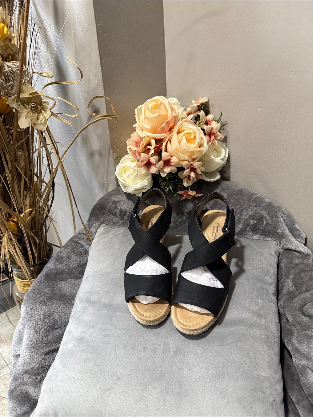 St. John's Bay Black Crisscross Espadrille Wedge Sandals